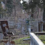 Осмотр памятников на Всесвятском кладбище г. Краснодара